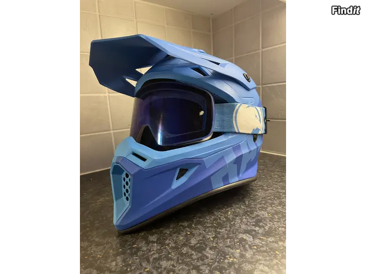 Myydään Raven Airborne Split med Raven glasögon