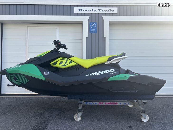 Säljes Sea-Doo Trixx 3-UP -20 körd 10 timmar