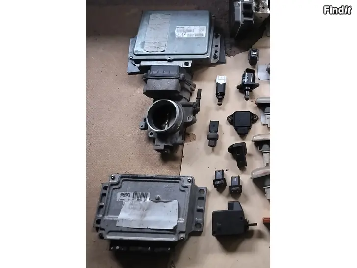 Myydään Ruiskuboksi kaasuläpäkotelo vilkkut