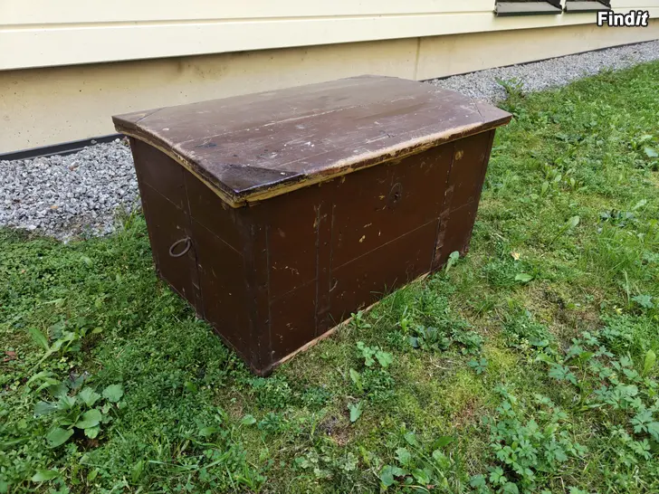 Säljes Gammal kista