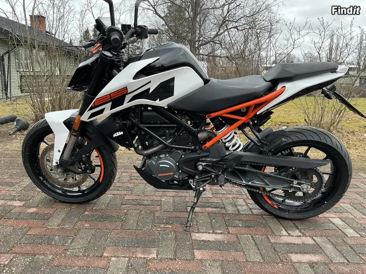 Myydään KTM Duke 125
