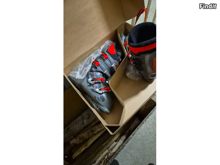 Säljes Slalomskor