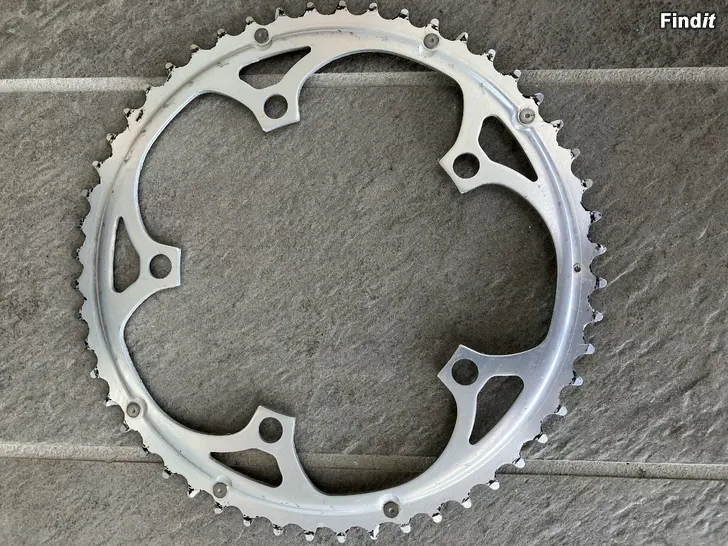 Myydään 135bcd 52t 3/32 Eturatas Campagnolo