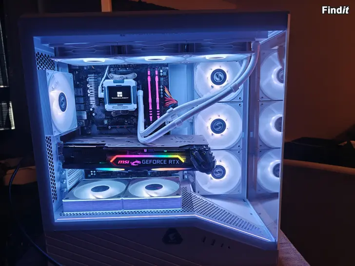 Säljes Juuri kasattu näyttävä pelikone/työkone