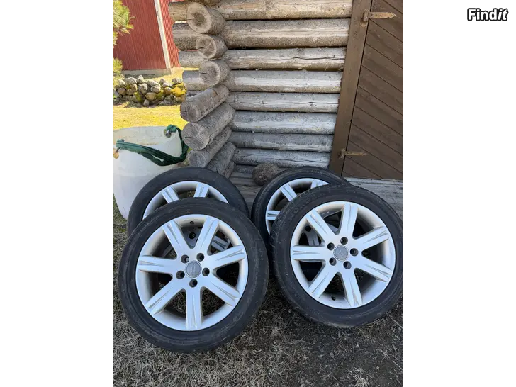 Myydään Audin alkuperäisvanteet 17