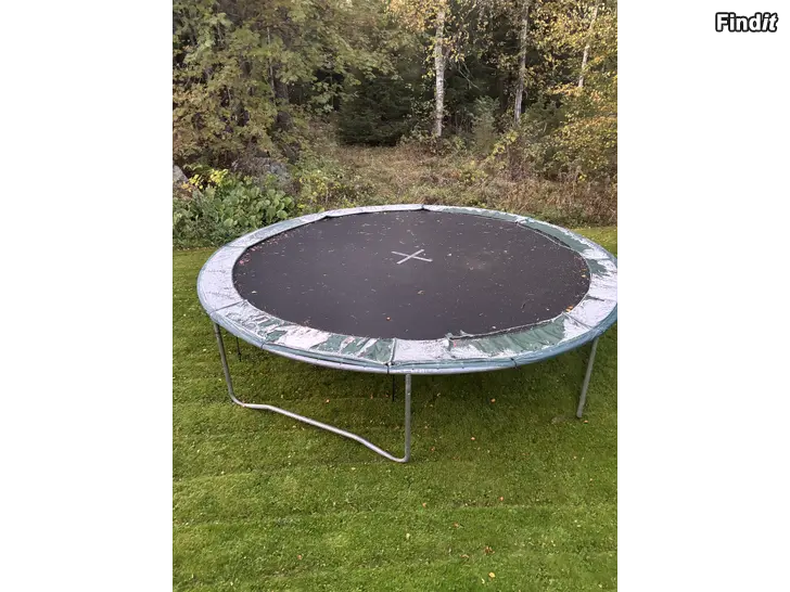 Säljes Studsmatta 4,3m