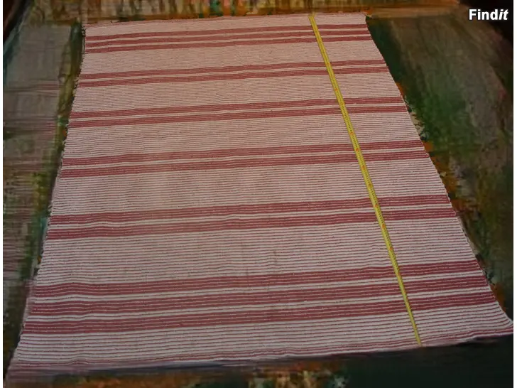 Myydään Matto 194,6cm X 129cm