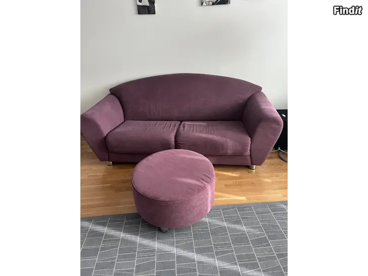 Säljes Soffa + fotpall