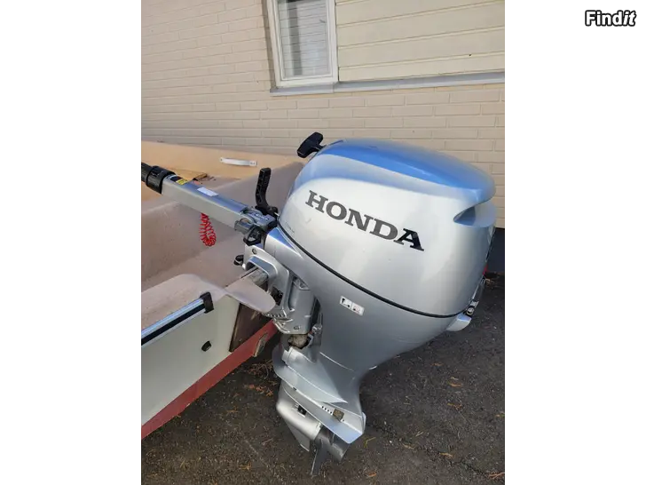 Myydään Honda 8hv