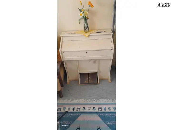 Säljes Tramporgel från 1800 talet