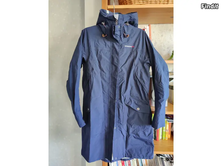 Myydään Didriksons Thelma parka dam 40
