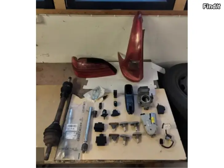 Myydään Vetoakseli takaumpio