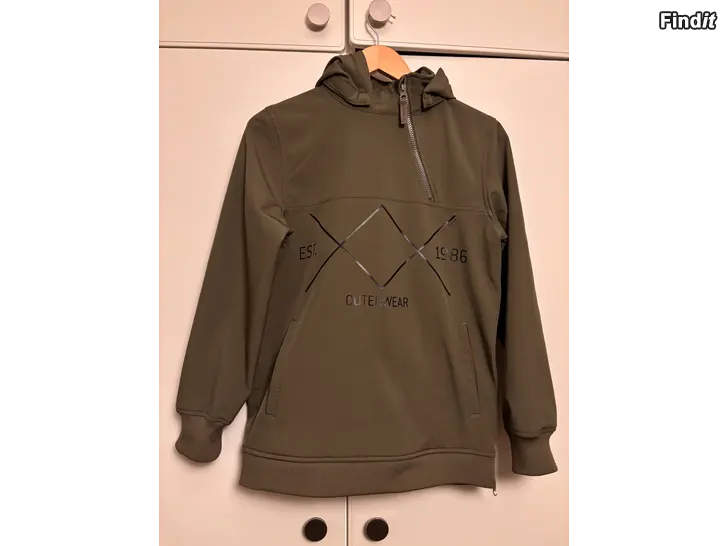 Säljes Softshell anorak storlek 158