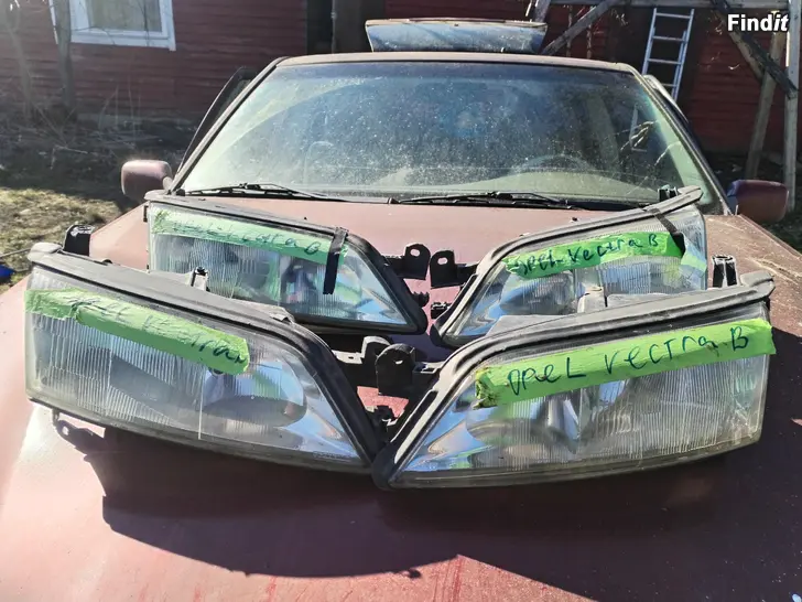 Myydään Opel Vectra B ajovalot