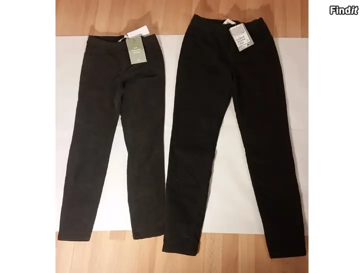 Myydään 2 kpl uudet samettifarkut HM