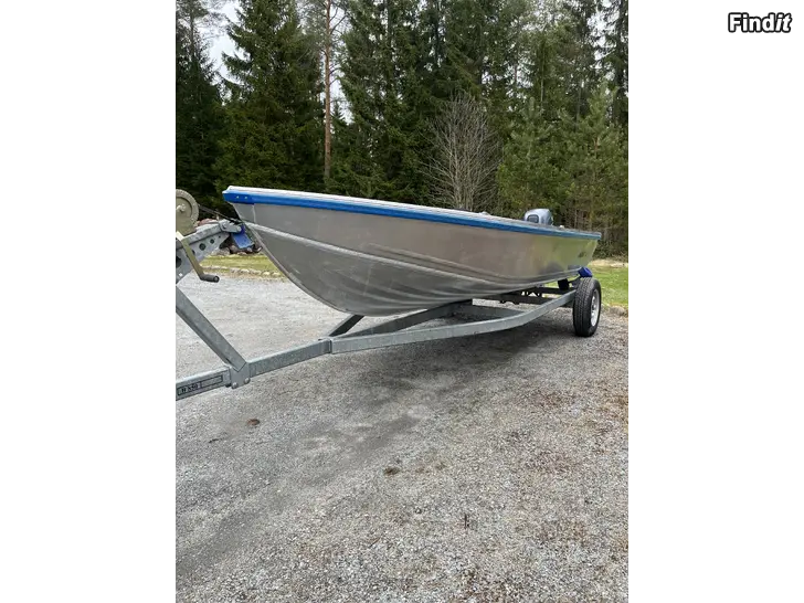 Säljes Buster XSR med Yamaha 15 hk