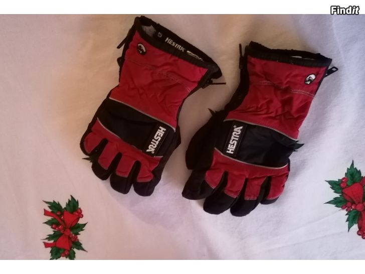 Säljes Hestra handskar. Lillsport längd handskar