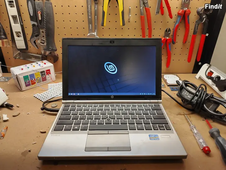 Säljes HP Elitebook Linux Mint