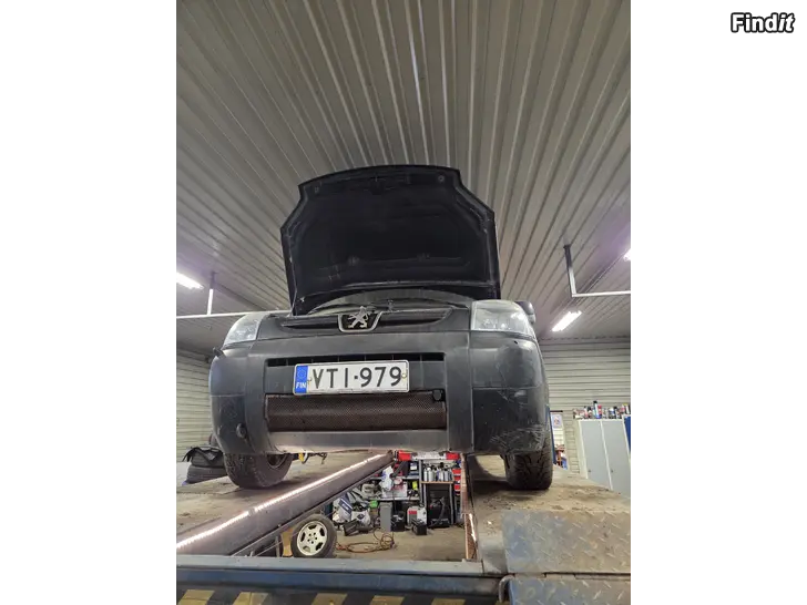 Säljes Peugeot Partner 1.6 -06 2001-2008 i delar