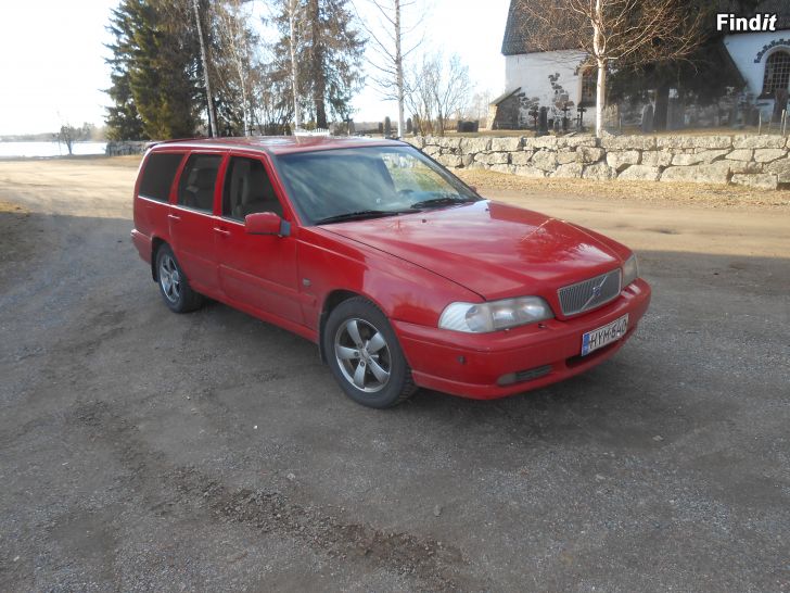Myydään tasan 790 eurolla.volvo.lue ilmoitus