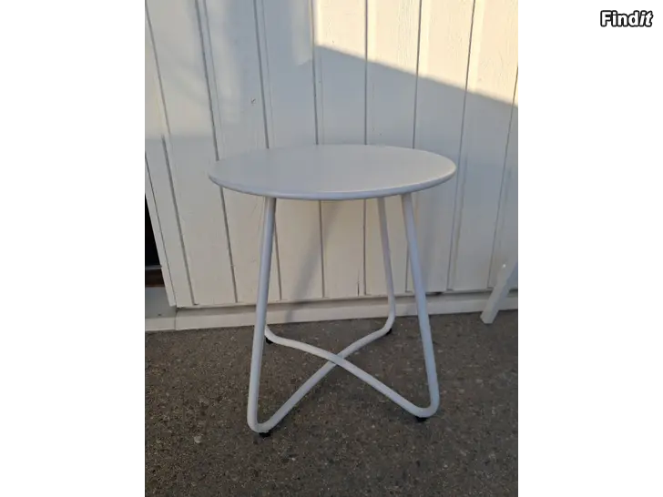 Myydään sidobord / sivupöytä