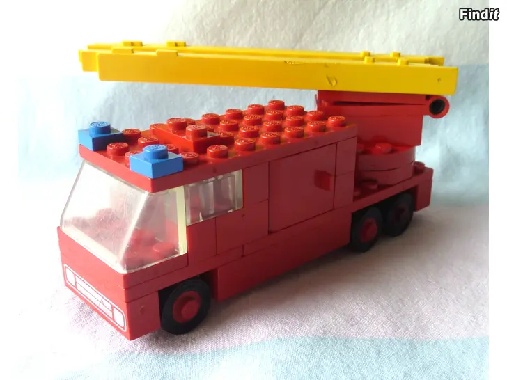 Myydään Lego 658-1 paloauto vuodelta 1974