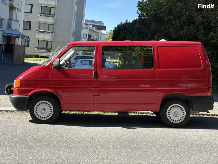 Myydään VW Transporter Syncro 2.5TDI