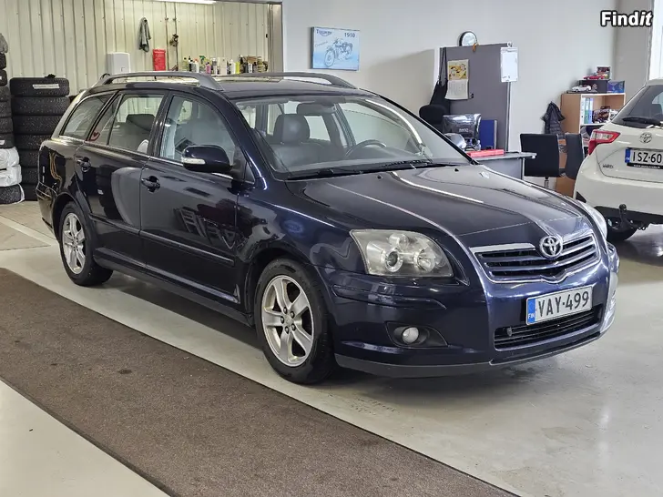 Säljes TOYOTA AVENSIS 1.8 Vvti farm. Sol Tech, 231tkm -07