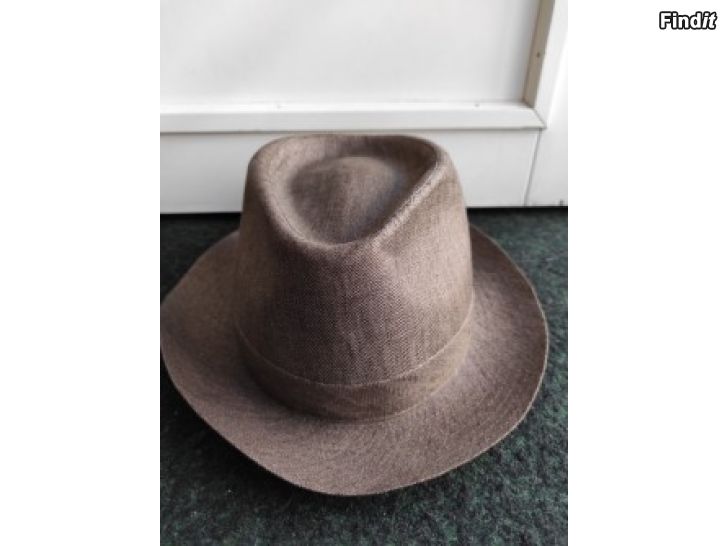 Myydään Stetson pure linen, ruskea. Laatua ja tyyliä