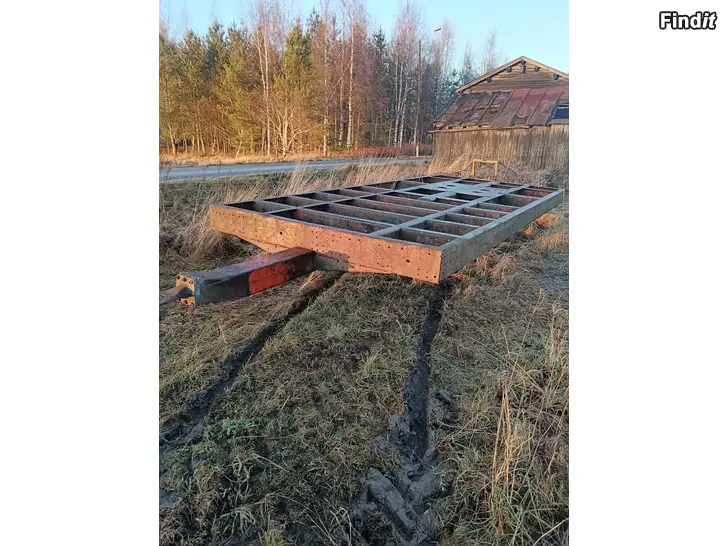 Säljes Lavett nästan färdigt byggd