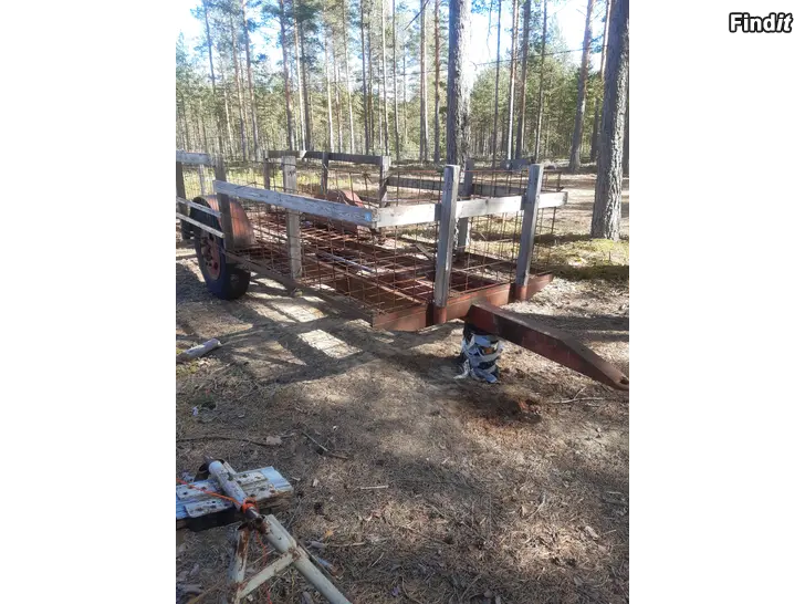 Myydään Klapikärry