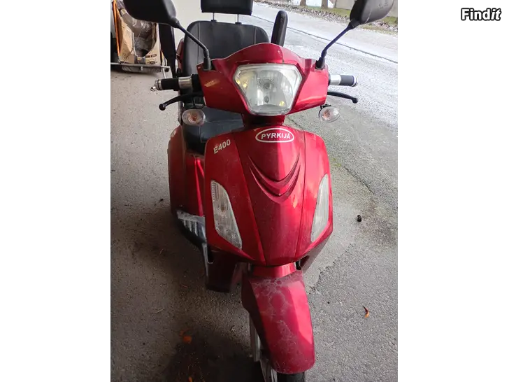 Säljes Pyrkijä 3 pyöriäinen mopo siisti uutta vastaava