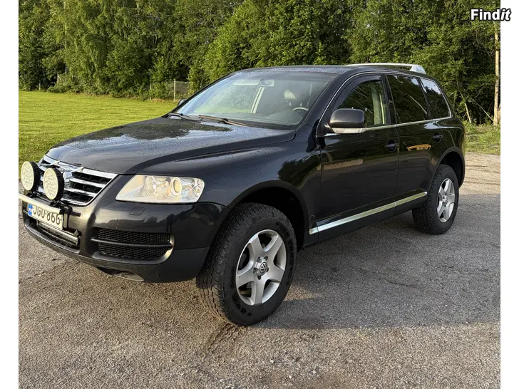 Myydään Volkswagen Touareg 2.5 TDI Tiptronic automaatti 4X4, ALV vähennyskelpoinen pakettiauto Myydään Volkswagen Touareg 2.5 TDI Tiptronic automaatti 4X4, ALV vähennyskelpoinen pakettiauto