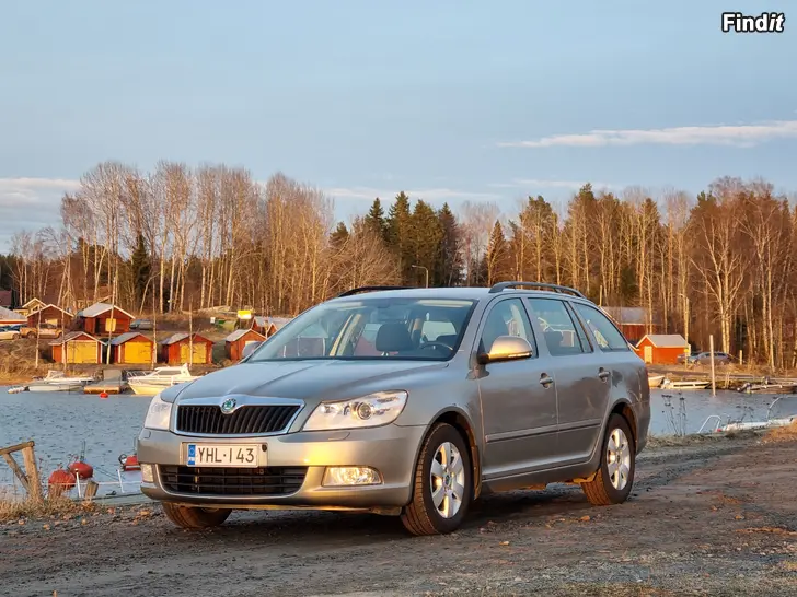 Säljes Skoda Octavia 2011 Combi 1,8 TSI Elegance DSG Autom