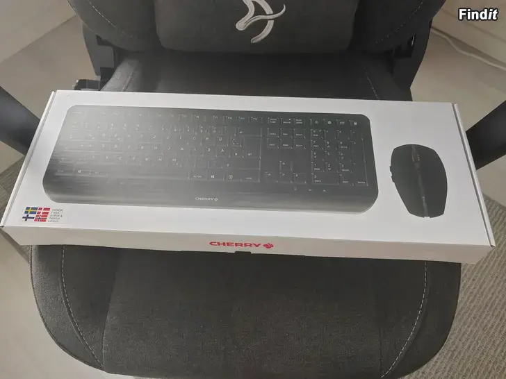 Myydään Uusi Cherry GENTIX langaton - Näppäimistö ja Hiirisetti