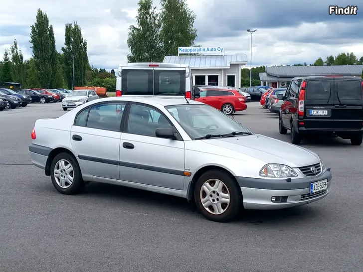 Myydään Toyota Avensis 1.6 VVT-i Bensa 110hv AC 4-ov