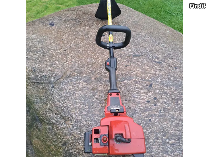 Säljes Trimmer Jonsered GT 2124