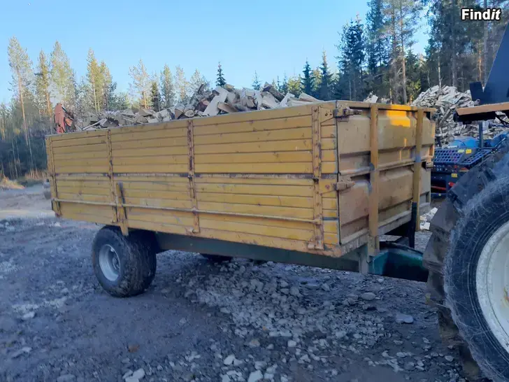 Säljes Torr björkved 8m3