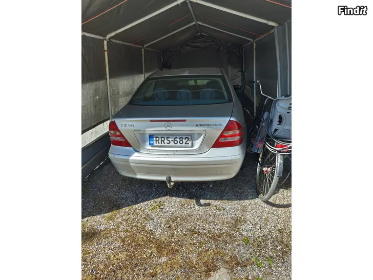 Myydään MB 200 C 2001