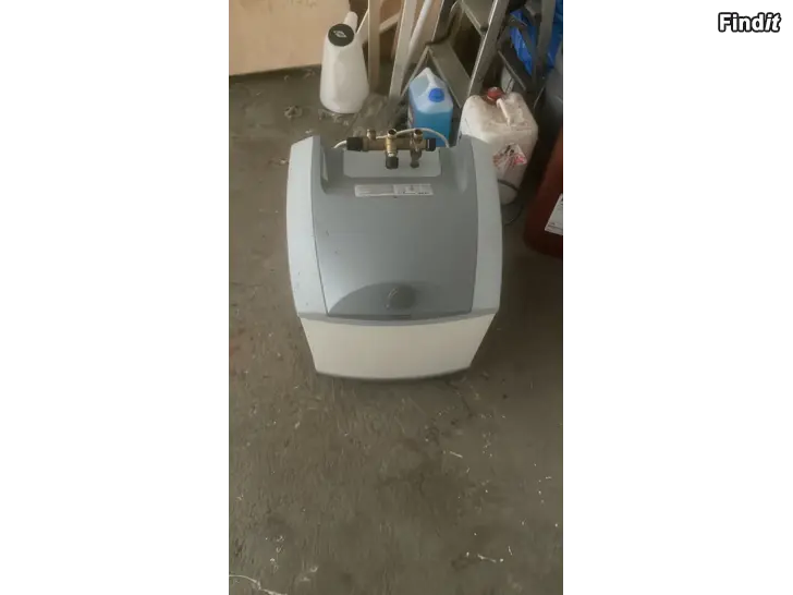 Säljes Varmvatten beredare Nibe 35 liters