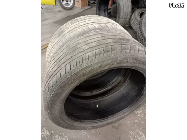 Myydään 215 45 17 kesärenkaat 2kpl