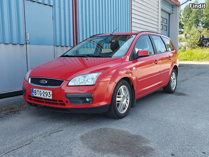 Myydään Ford Focus 1.6 Ghia - 05