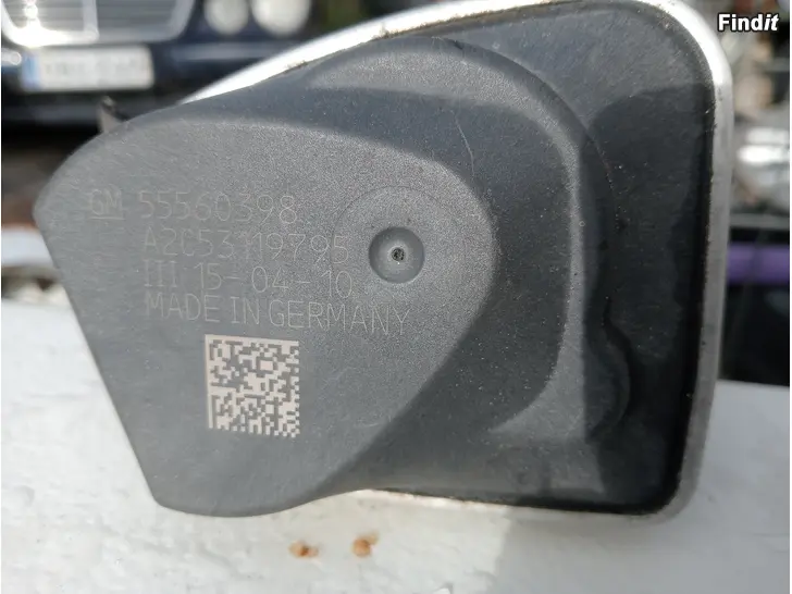 Myydään Opel Astra 1,6 2010 kaasuläppä 55560398
