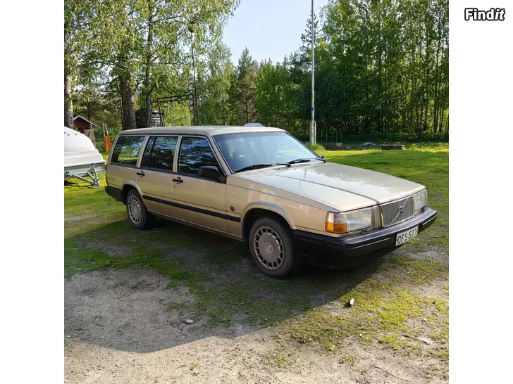 Myydään Volvo 740 -92