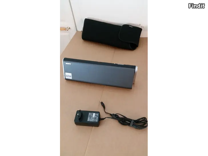 Myydään Sony Bluetooth kaiutin SRS BTX300 55e