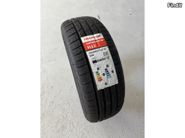 Säljes Sommardäck RoadX RX Motion H12 205/60 R16 96V XL