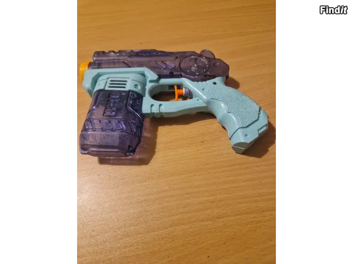 Säljes Vatten pistil..