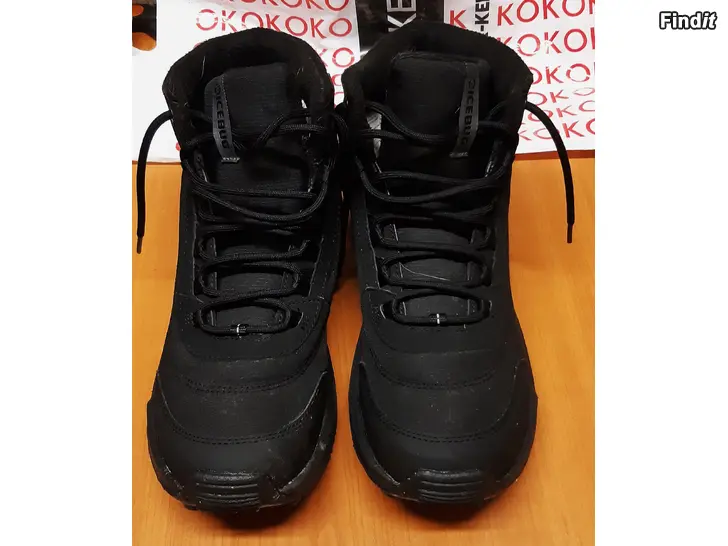 Säljes ICEBUG nastakengät koko 40