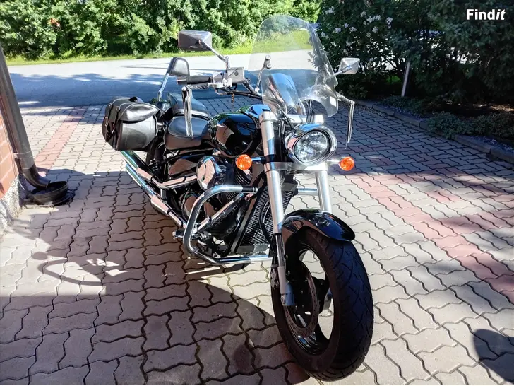 Myydään Suzuki m 800