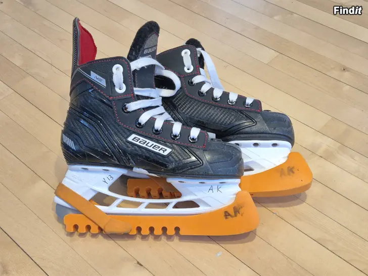 Myydään Bauer NS lasten luistimet barn skridskor koko 32 / Y13